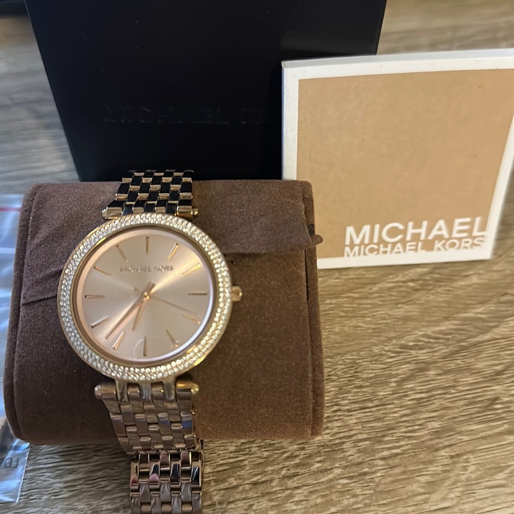 Michael Kors - rose gold watch MK3192